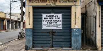 Regulação dos feriados no comércio exige acordo sindical para funcionamento em 2026