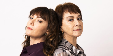 Estreia do espetáculo “Querida Mamãe” com Nívea Maria e Regiane Alves no Teatro dos 4
