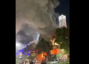 Incêndio atinge Edifício Touring e interrompe últimas atrações do Rio Fashion Week