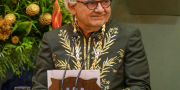 Milton Hatoum toma posse na Academia Brasileira de Letras como primeiro imortal da Amazônia