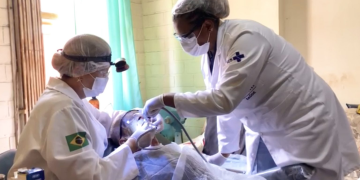 Rio amplia acesso à saúde bucal com unidade portátil de atendimento domiciliar