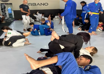 Projeto social oferece 20 vagas gratuitas de jiu-jítsu para crianças em Petrópolis