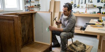 Custos e procedimentos para troca de fundos de armários mofados em Niterói