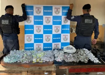 Polícia prende cinco suspeitos e apreende drogas em operação no bairro Minha Casa, em Maricá