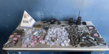 Polícia prende suspeitos ligados ao tráfico em operação no Conjunto Minha Casa Minha Vida, em Maricá