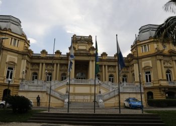 Governador do Rio suspende licitações e contratações em infraestrutura por 30 dias