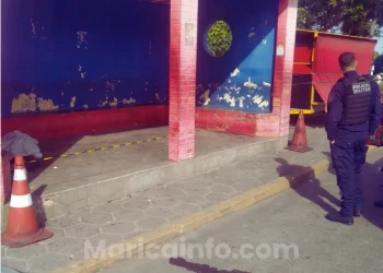 Homem em situação de rua é encontrado morto em ponto de ônibus em Ponta Negra, Maricá