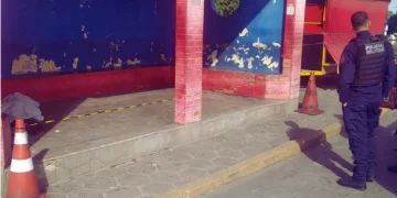 Homem em situação de rua é encontrado morto em ponto de ônibus em Ponta Negra, Maricá