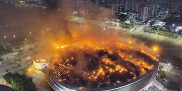 Incêndio no Parque Olímpico do Rio danifica museu e velódromo, sem feridos