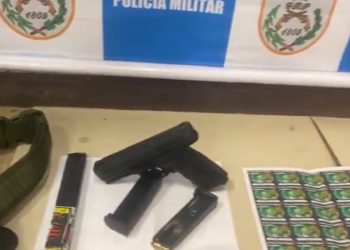 Polícia prende mulher com arma de fogo durante abordagem em Niterói