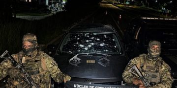 PRF prende suspeitos armados após troca de tiros na BR-101 em São Gonçalo