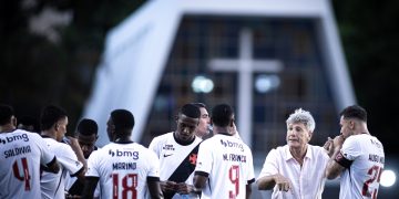 Vasco busca recuperação sob comando de Renato Gaúcho após sequência sem vitórias