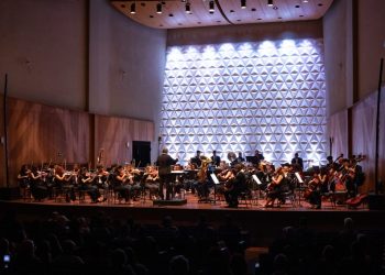 Orquestra da UFRJ realiza concerto na Sala Cecília Meireles com obras de Mozart, Villa-Lobos e Beethoven