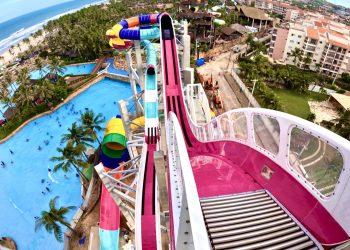 Montanha-russa aquática do Beach Park, no Ceará, conquista recorde mundial com 28 metros