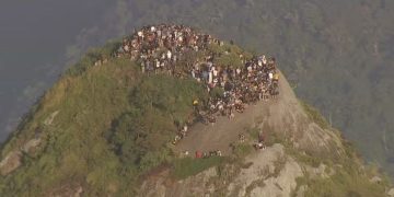 Tiroteio durante operação policial isola turistas no Morro Dois Irmãos, no Rio