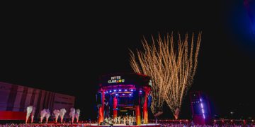 Ivete Sangalo realiza show na Marina da Glória com participações especiais e homenagem ao samba