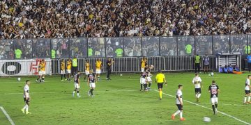 Vasco lidera Grupo G da Sul-Americana após vitória de 3 a 0 sobre Olimpia