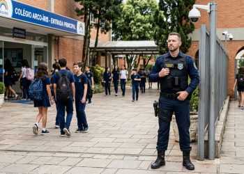 Regulamentação da escolta armada em escolas brasileiras reforça critérios de segurança e legalidade