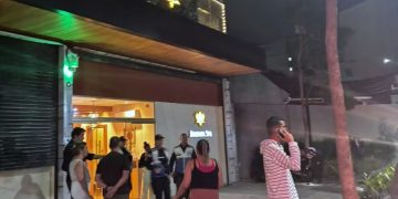 Mulher é presa após agressões durante confusão em spa de Niterói