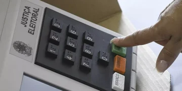 TRE-RJ realiza mutirão de atendimento neste sábado para regularização eleitoral antes do prazo final