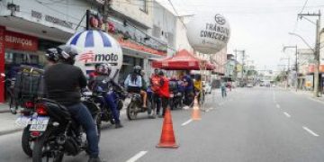 São Gonçalo realiza blitz educativa de proteção aos motociclistas na campanha Maio Amarelo