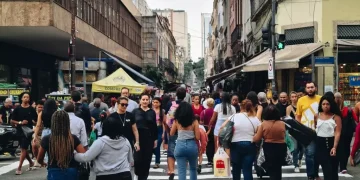 Preços de presentes para o Dia das Mães variam até 21% em um ano no Rio de Janeiro
