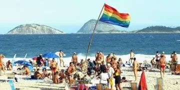 Rio de Janeiro entre os destinos globais mais visitados por viajantes LGBTQIA+ em 2026, aponta Grindr