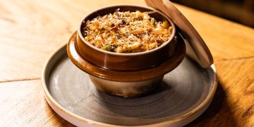 Kitchin no Shopping Leblon lança menu de inverno com pratos quentes e releituras japonesas