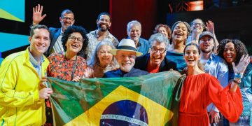 Lula elogia governador interino do Rio durante lançamento da plataforma cultural Tela Brasil