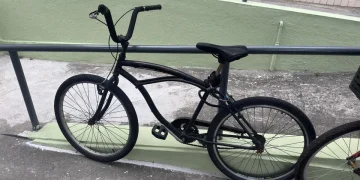 Homem é preso por furto de bicicleta na Zona Sul de Niterói, em ação da polícia