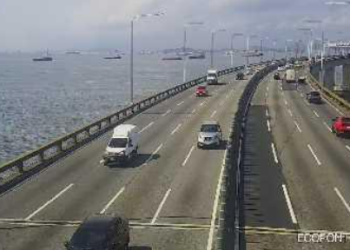 Acidente de moto na Ponte Rio-Niterói provoca interdições e aumento no tempo de viagem