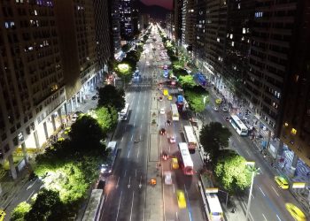Governo do Rio propõe prorrogação de benefícios fiscais até 2026 para estimular economia