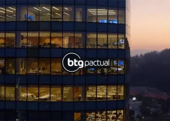Prefeito de Maricá negocia instalação de data center do BTG Pactual após evento internacional