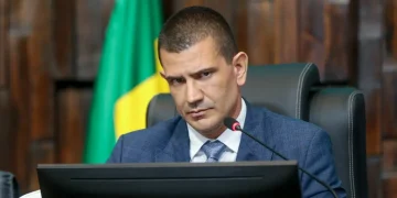 Fux rejeita pedido da Alerj e mantém Ricardo Couto como governador interino do Rio
