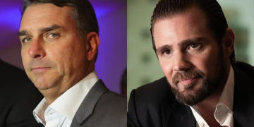 Mensagens vazadas revelam cobrança de R$ 134 milhões por Flávio Bolsonaro para filme sobre Jair Bolsonaro