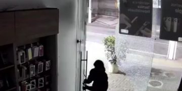 Polícia investiga arrombamento e roubos em loja de eletrônicos em Icaraí