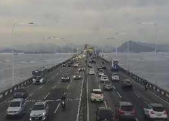 Trânsito intenso na manhã de hoje na Ponte Rio-Niterói e principais corredores de Niterói