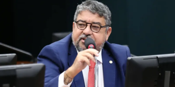 Prefeito de Maricá retira apoio a Benedita após desentendimento com PT nacional