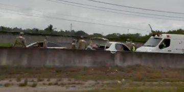 Acidente na BR-101 em São Gonçalo capota dois carros e causa vítima, nesta terça-feira