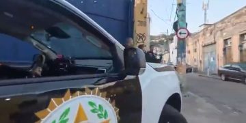 Policial fica ferido, durante operação contra o crime, na comunidade do Fallet-Fogueteiro