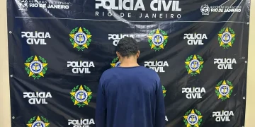 Polícia Civil prende homem por violência doméstica e ameaça em Maricá