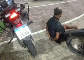 Guarda Municipal de Maricá prende dois suspeitos com moto adulterada após fuga