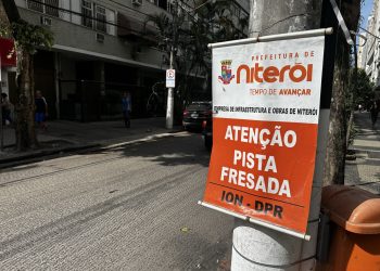Prefeitura de Niterói inicia recapeamento noturno na rua Ator Paulo Gustavo, em Icaraí