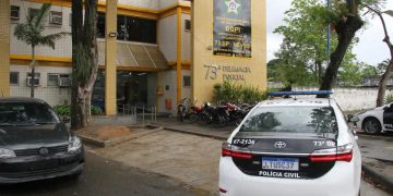 Homem conhecido como ‘Jogador’, líder do tráfico em São Gonçalo, é preso com tornozeleira