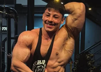 Fisiculturista Gabriel Ganley, de 22 anos, morre por cardiomiopatia hipertrófica