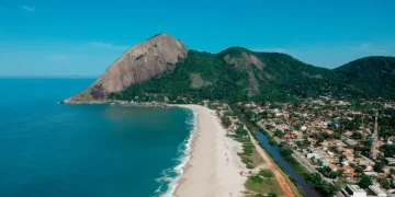 Maricá avança em estudos para sistema gratuito de barcos que liga bairros pelas lagoas