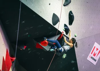 Eduardo Schaus conquista bronze em Salt Lake City na Copa do Mundo de Paraescalada