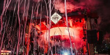 Mumuzinho celebra dez anos de carreira com show histórico na Farmasi Arena