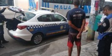 Homem com mandado de prisão em aberto é detido por reconhecimento facial em Alcântara
