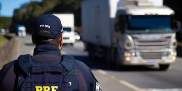 Feriado do Trabalhador registra cinco mortes e redução de infrações na Rio-SP